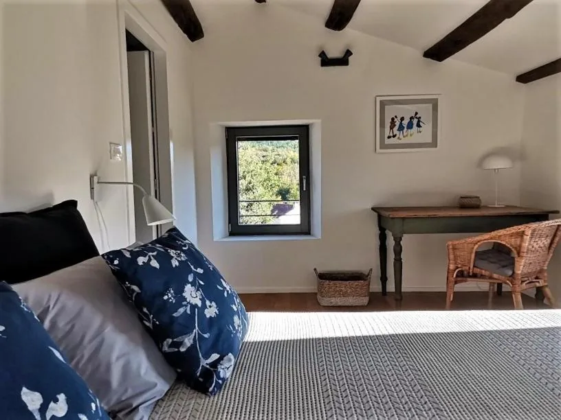Two villas in lush countryside, Aufnahme 8